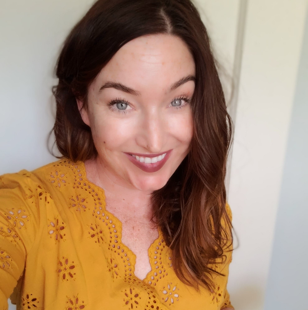 Meet your Posher, Hillary